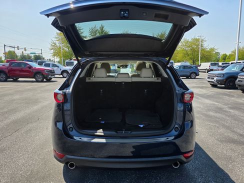 Used 2018 MAZDA CX-5 Touring w/ Preferred Equipment Package AWD/4WD image 9