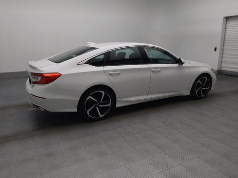 Used 2018 Honda Accord Sport image 10