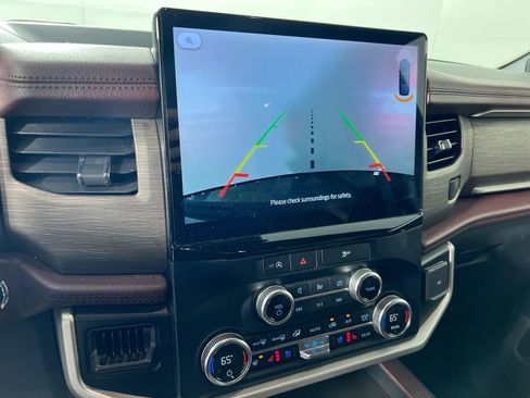 Used 2024 Ford Expedition Max Limited image 25