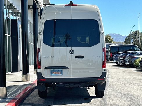 New 2024 Mercedes-Benz Sprinter 2500 image 5