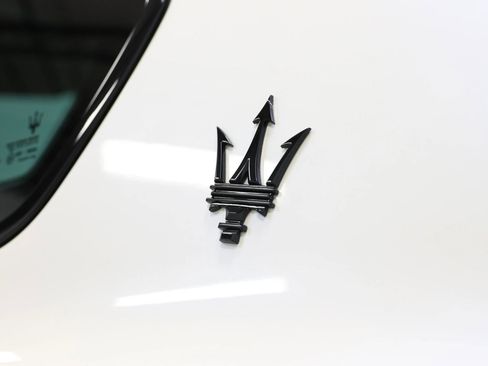 Used 2023 Maserati Levante Modena S image 62