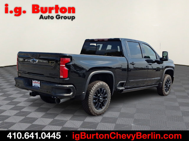 New 2026 Chevrolet Silverado 2500 High Country w/ High Country Premium Package AWD/4WD image 4