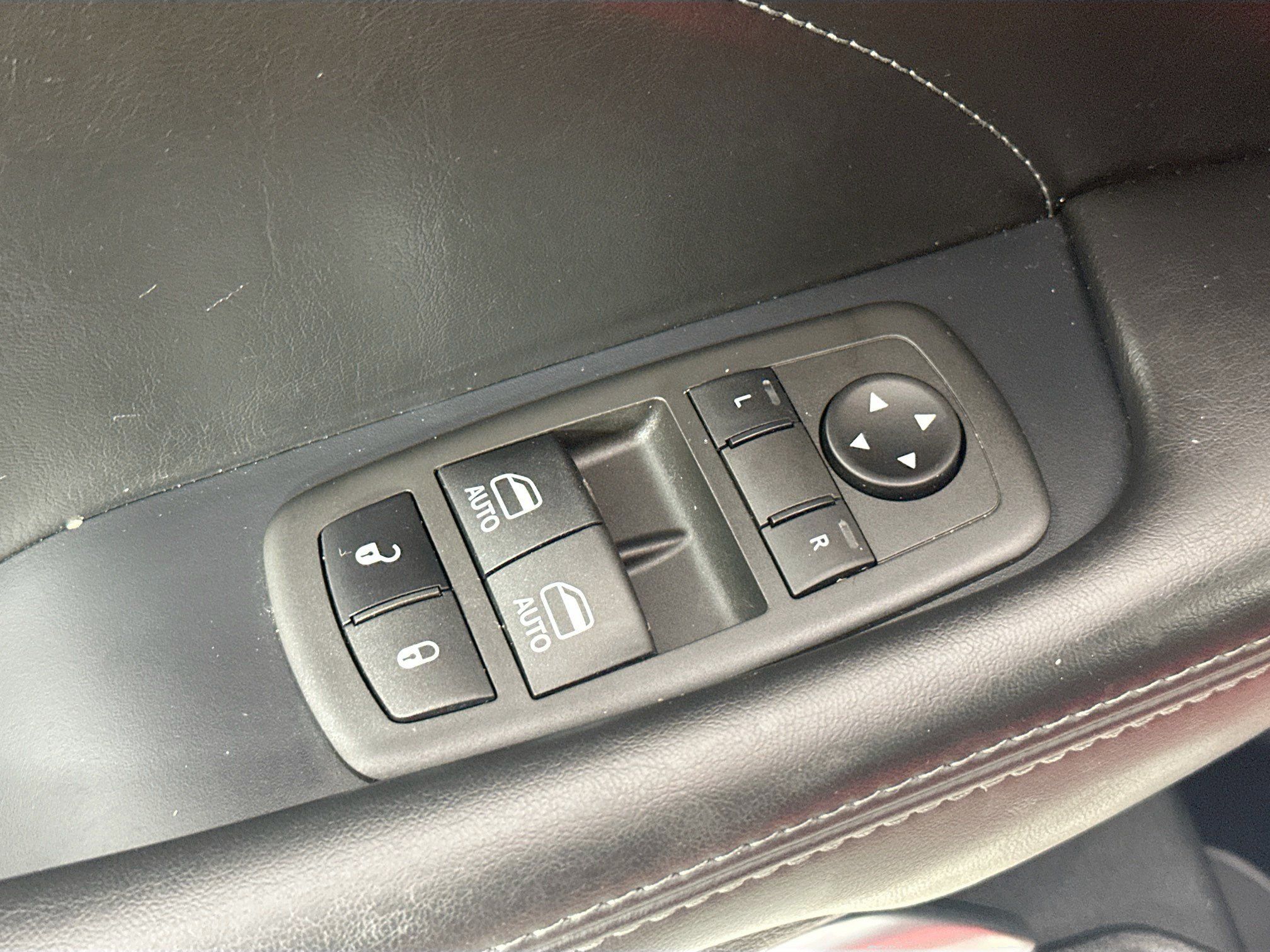Used 2022 Dodge Challenger R/T Scat Pack RWD image 17