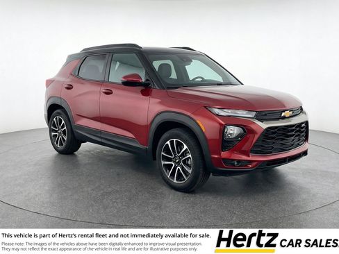 Used 2025 Chevrolet TrailBlazer LT AWD/4WD image 1