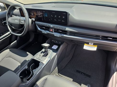 New 2026 Kia K4 GT-Line Turbo FWD image 11