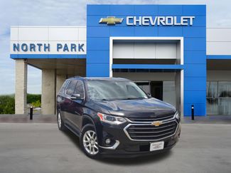 Used 2019 Chevrolet Traverse LT FWD video 1