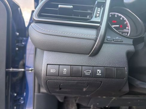 Used 2023 Toyota Camry SE w/ Convenience Package image 13