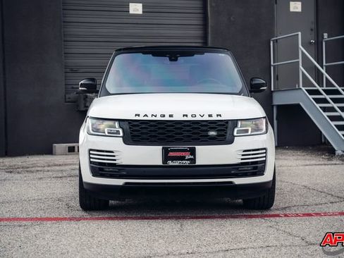 Used 2018 Land Rover Range Rover HSE image 12