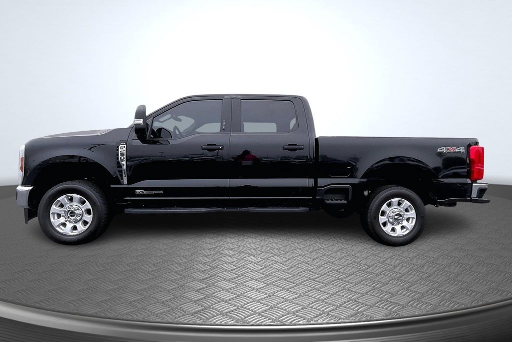 Used 2024 Ford F250 XLT AWD/4WD image 8