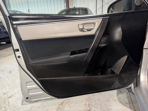 Used 2014 Toyota Corolla LE image 13