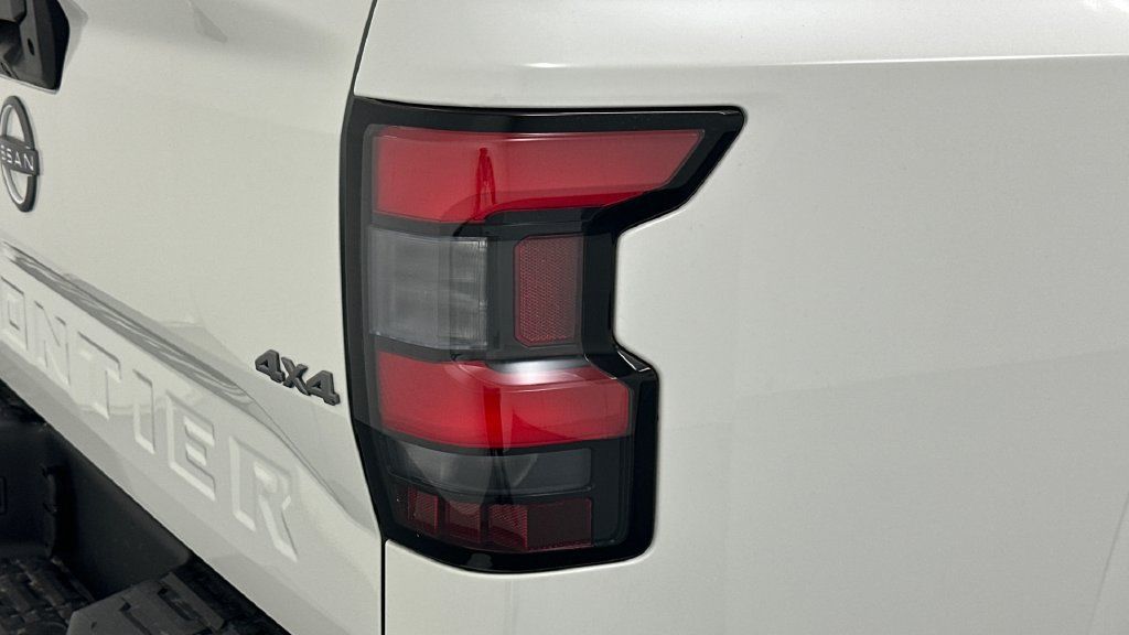 New 2027 Nissan Frontier SV AWD/4WD image 19
