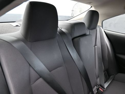 Used 2024 Toyota Corolla LE FWD image 31