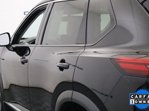 Used 2023 Nissan Rogue SL w/ SL Premium Package image 9