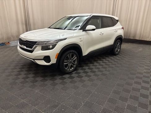 Used 2023 Kia Seltos LX image 1