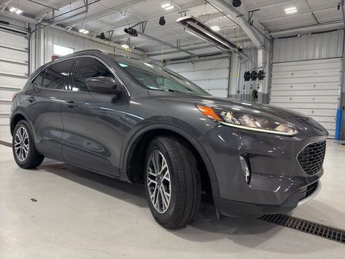 Used 2020 Ford Escape SEL FWD image 14
