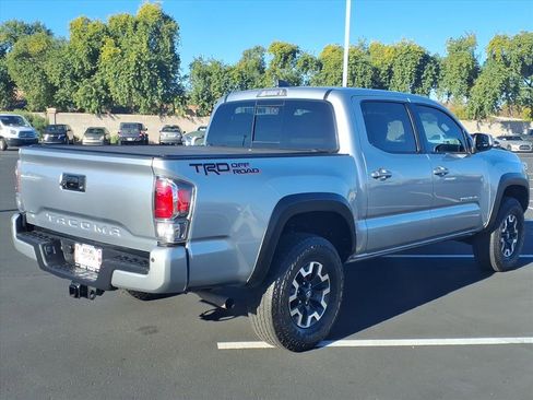 Certified 2023 Toyota Tacoma TRD Off-Road w/ Technology Package image 4