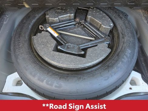 Used 2024 Toyota RAV4 LE image 14