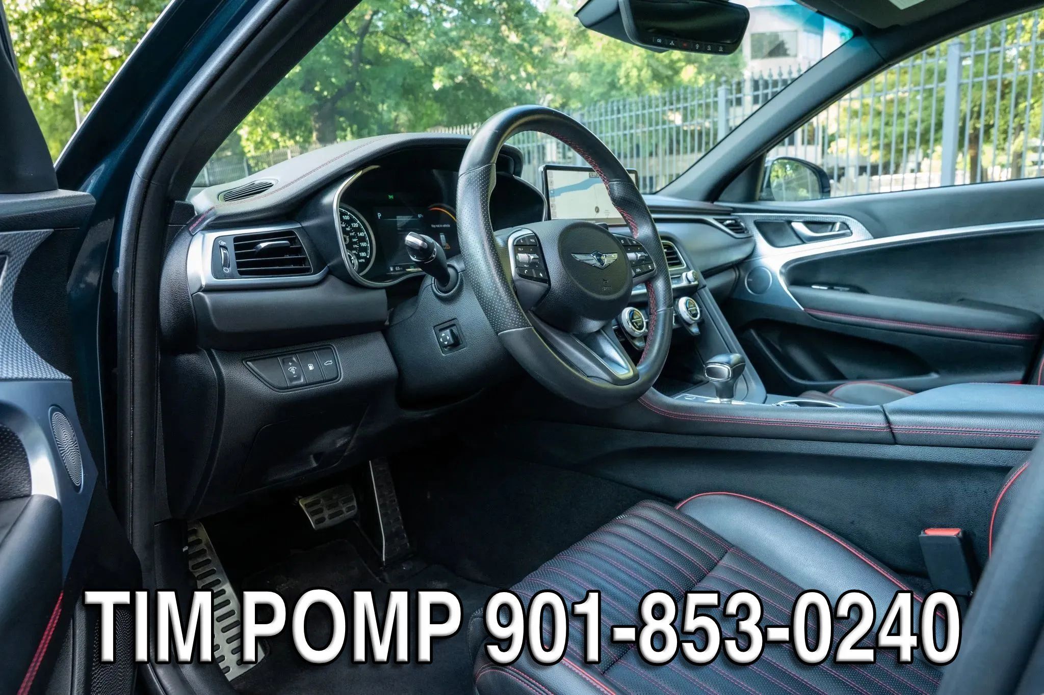 Used 2023 Genesis G70 2.0T w/ Sport Prestige Package RWD image 10