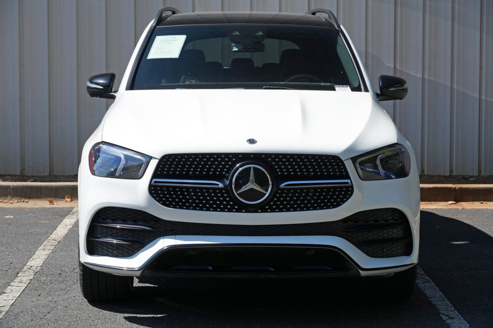 Used 2022 Mercedes-Benz GLE 450 4MATIC w/ AMG Line Exterior image 57