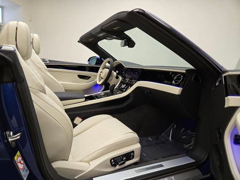New 2026 Bentley Continental GTC AWD/4WD image 21