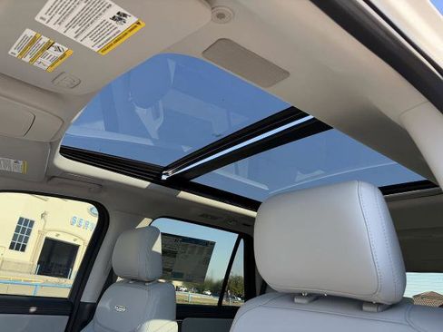 New 2025 Ford Expedition Platinum w/ Driver's Package image 27