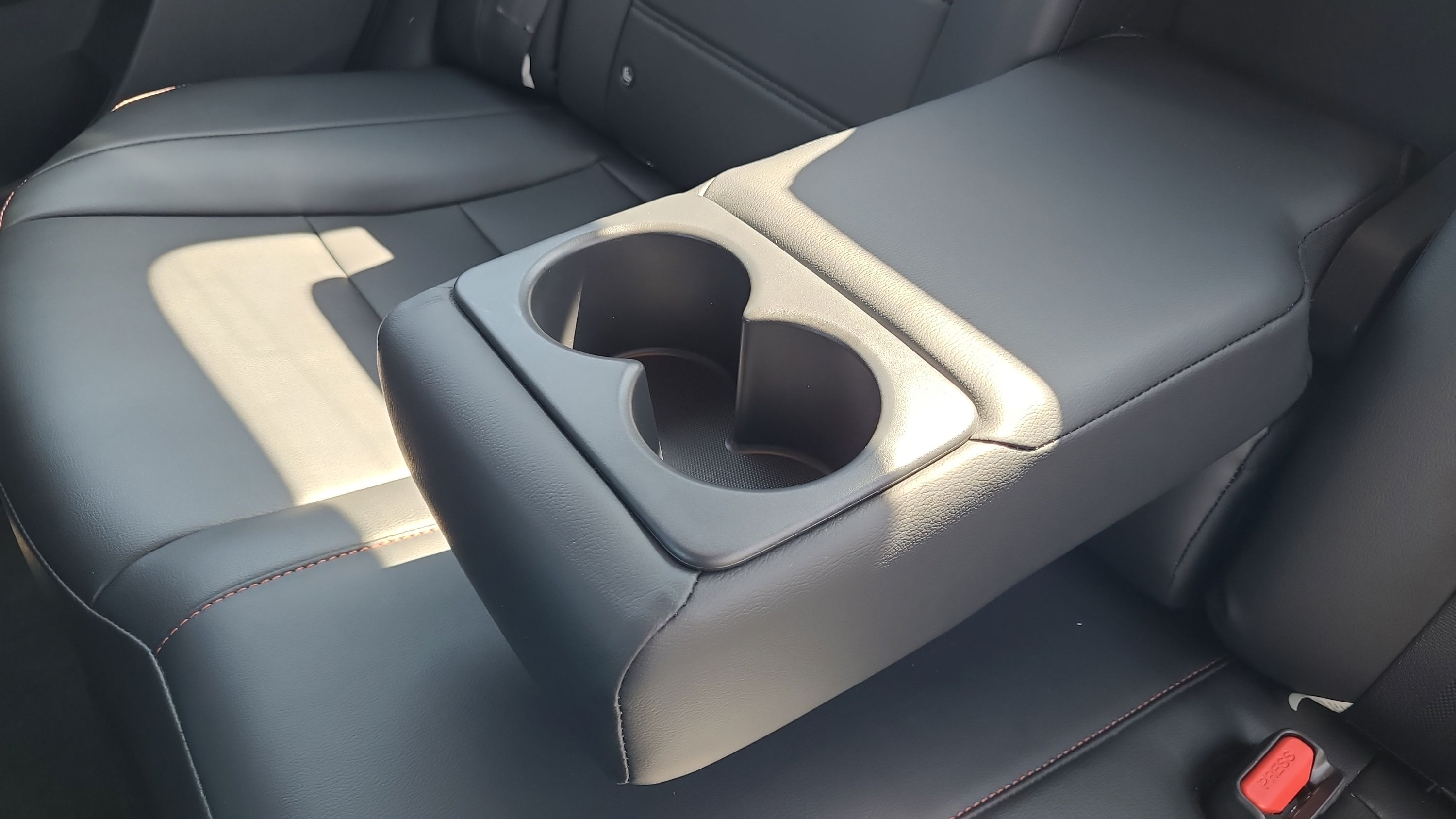 Used 2024 Nissan Sentra SR w/ SR Premium Package FWD image 18