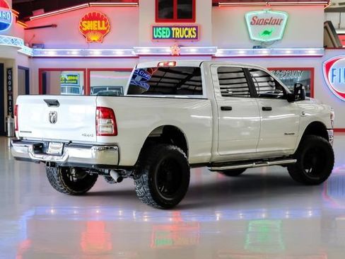 Used 2024 RAM 2500 Big Horn w/ Off Road Package AWD/4WD image 3