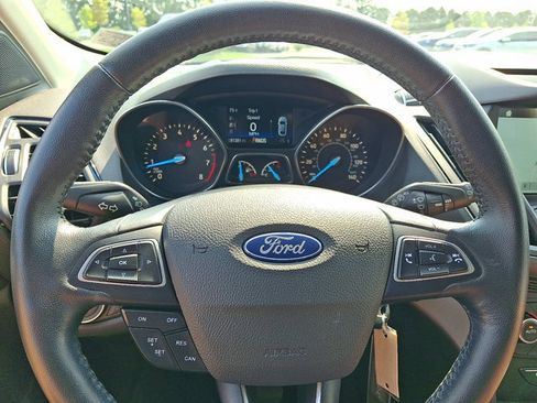Used 2018 Ford Escape SEL AWD/4WD image 21