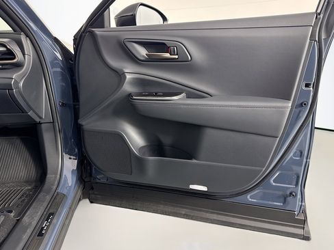 Used 2026 Toyota Crown Limited image 23