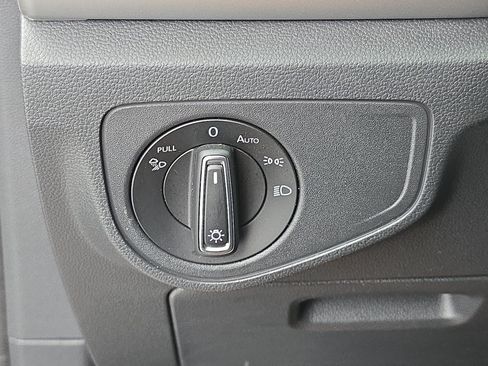 Used 2023 Volkswagen Atlas SE AWD/4WD image 27