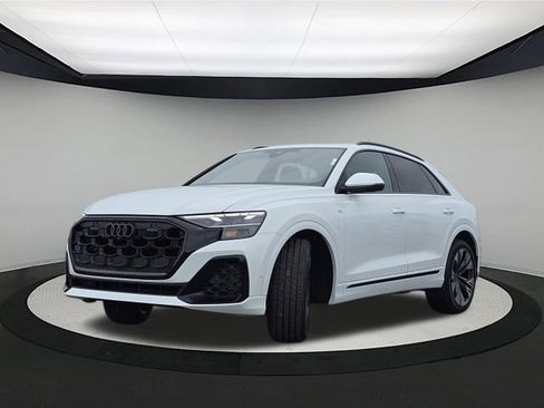 New 2026 Audi Q8 Premium Plus image 3