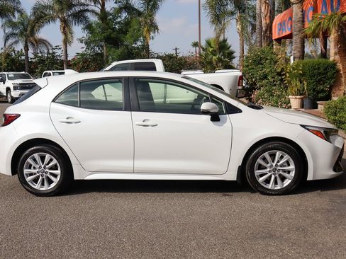 Used 2025 Toyota Corolla SE image 10