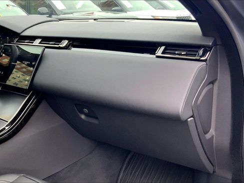 Certified 2026 Land Rover Range Rover Velar S AWD/4WD image 18
