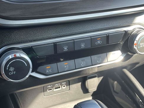 Used 2024 Nissan Altima 2.5 SV FWD image 27
