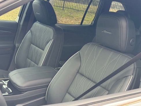 New 2026 Buick Enclave Avenir w/ Super Cruise Package image 17