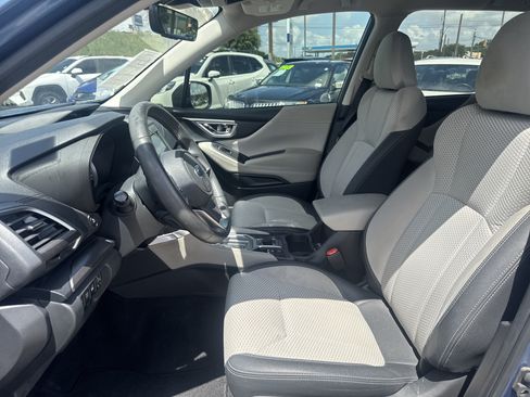 Used 2024 Subaru Forester Premium AWD/4WD image 11