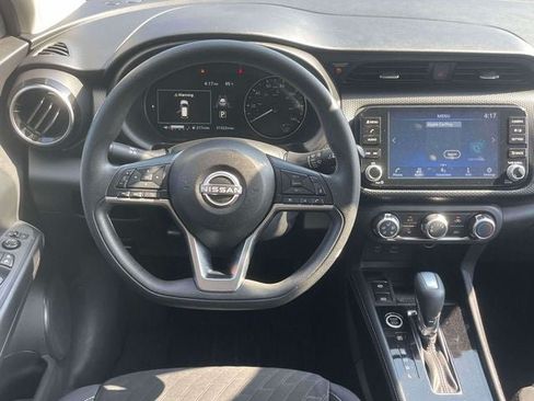 Used 2023 Nissan Kicks SV FWD image 16