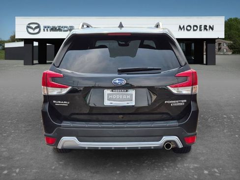 Used 2022 Subaru Forester Touring AWD/4WD image 3