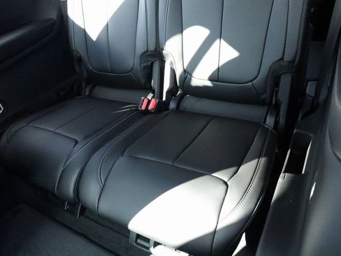 New 2025 Jeep Grand Cherokee L Limited image 14