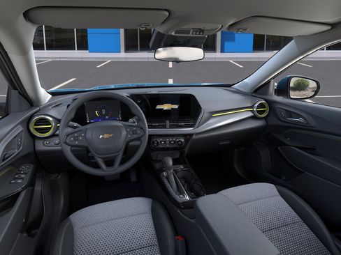 New 2026 Chevrolet Trax LT FWD image 44