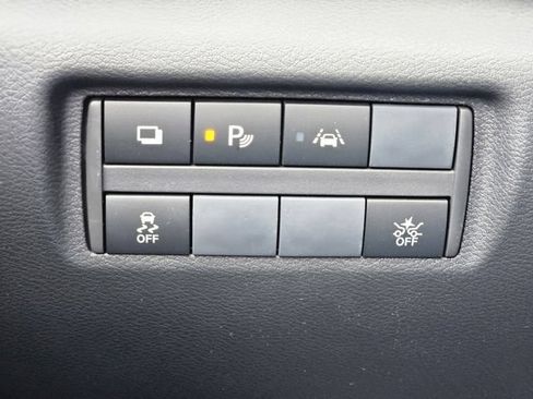 New 2025 Nissan Versa S w/ Trunk Package FWD image 19