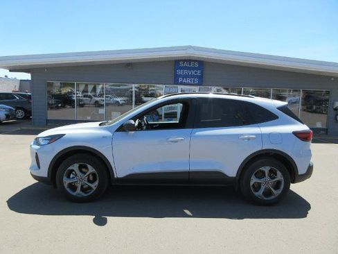 Certified 2025 Ford Escape ST-Line AWD/4WD image 1