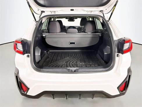 Used 2025 Subaru Crosstrek 2.0i Premium image 22