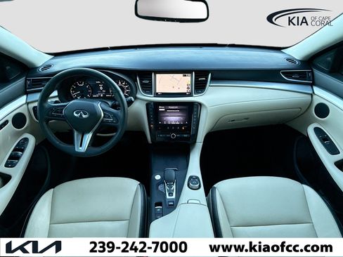 Used 2020 INFINITI QX50 Essential w/ Convenience Package image 16