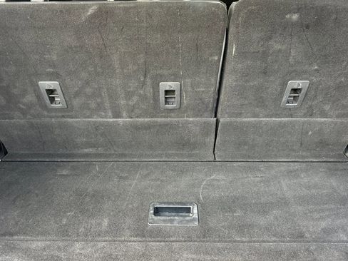 Used 2022 Ford Expedition XLT image 35