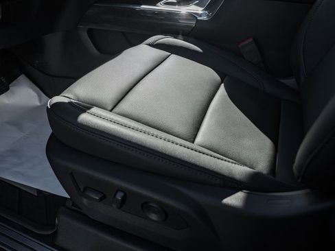 New 2026 Chevrolet Silverado 3500 LTZ w/ LTZ Convenience Package image 44