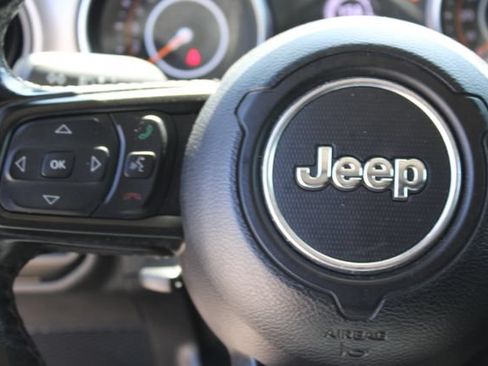 Used 2020 Jeep Wrangler Unlimited Sport S AWD/4WD image 20
