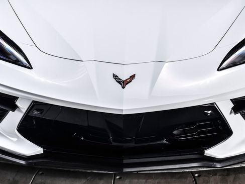 Used 2023 Chevrolet Corvette Stingray Premium Cpe w/ Z51 Performance Package RWD image 9