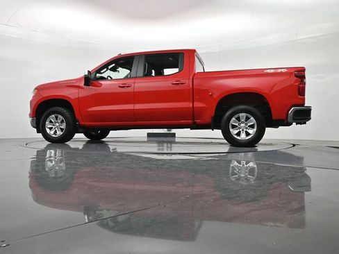 Used 2025 Chevrolet Silverado 1500 LT AWD/4WD image 42
