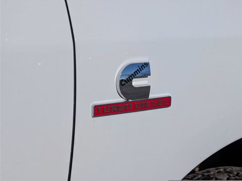 Used 2024 RAM 2500 Big Horn image 9